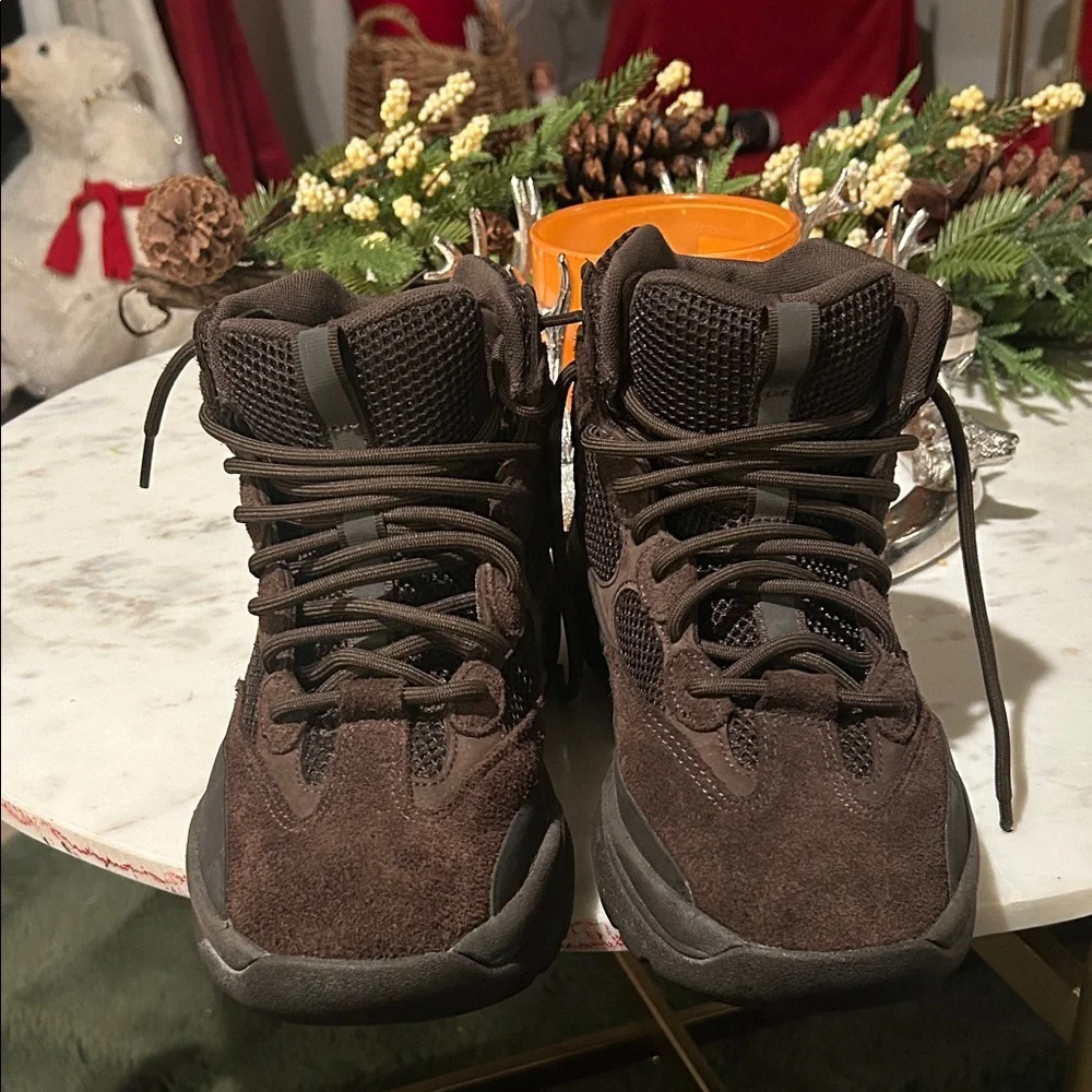 100% AUTHENTIC ADIDAS YEEZY DESERT BOOT OIL BOOTS SIZE US 9.5 - Picture 3 of 10